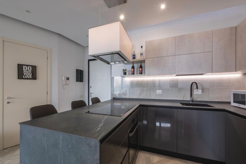 5 Stars Apart Sea View Genoa Exterior photo